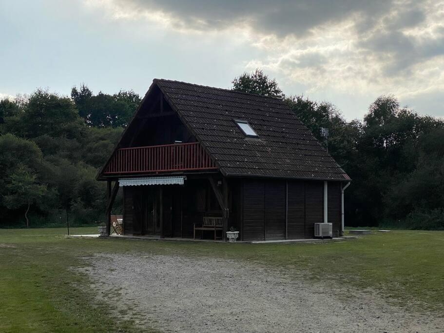 Le Chalet Limousin Folles Bagian luar foto