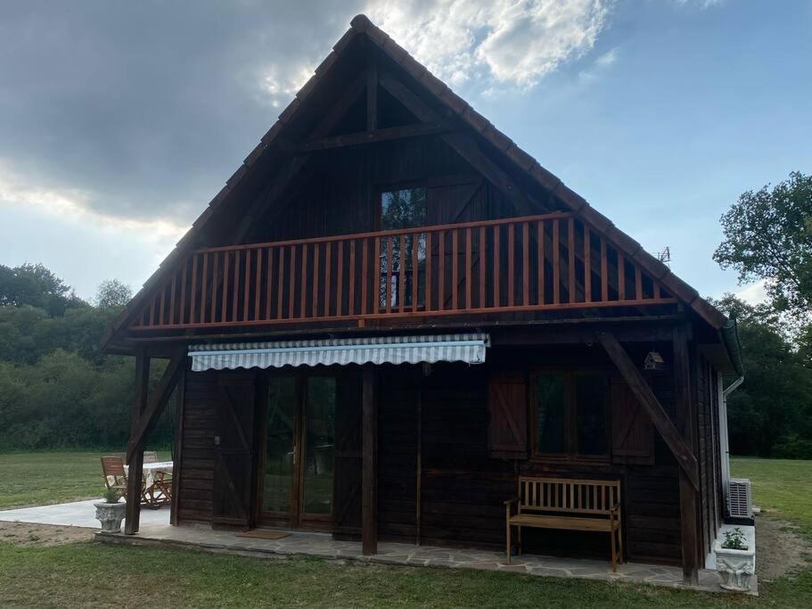 Le Chalet Limousin Folles Bagian luar foto